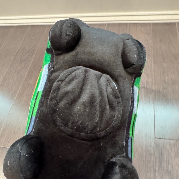 NWOT Cuddle Barn Old MacDonald Farm Green Gray Plush Cartoon Sing Along Bus Toy - Picture 8 of 8